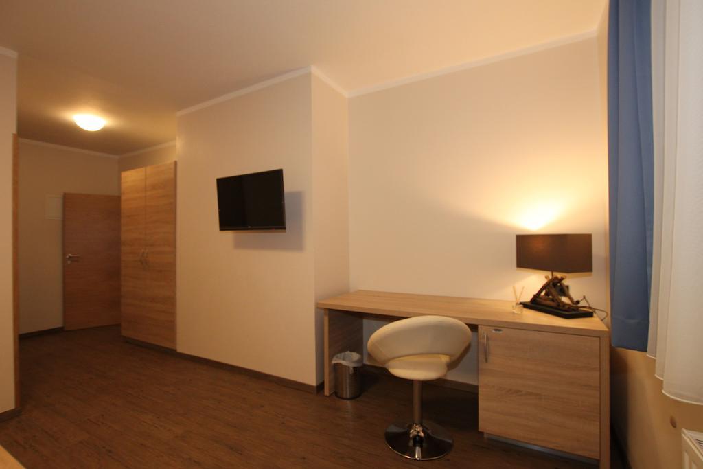 Pension Central Semmering Room photo